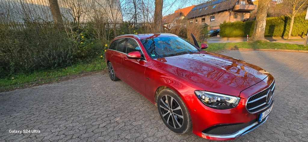 Mercedes-Benz E 300 160.000 km 25.200 &euro; Lemgo 32657