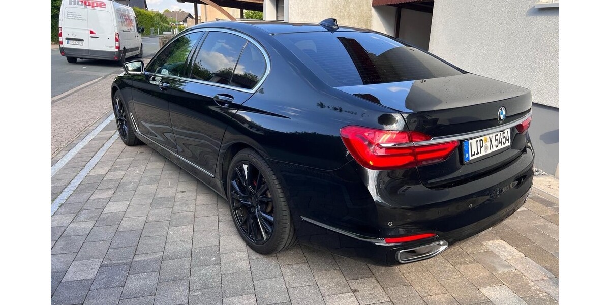 BMW 730 128.000 km 35.600 &euro; Lemgo 32657