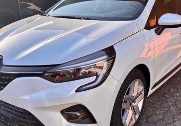 Renault Clio 2.705 km 13.900 &euro; Petershagen 32469