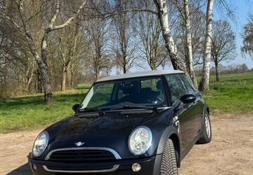 Mini ONE 187.280 km 2.500 &euro; Hille 32479