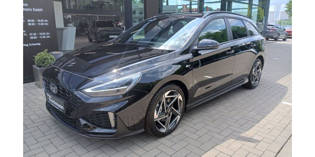 Hyundai i30 1.500 km 29.490 &euro; Espelkamp 32339