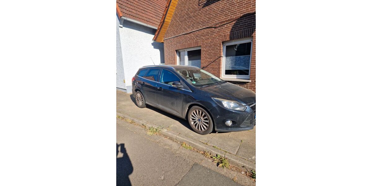 Ford Focus 143.000 km 5.400 &euro; Petershagen 32469