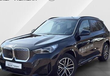 BMW iX1 2.500 km 49.590 &euro; Stadthagen 31655