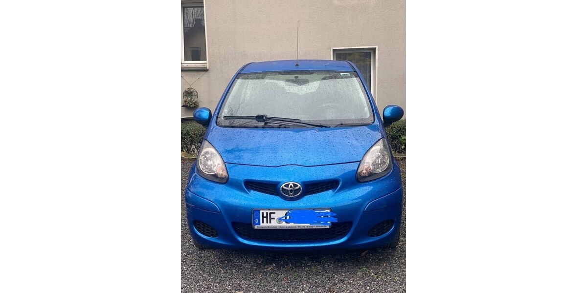 Toyota Aygo 131.000 km 4.650 &euro; Löhne 32584