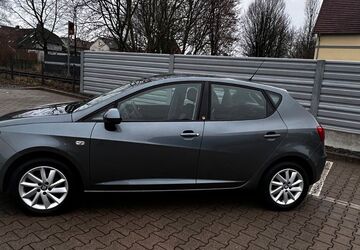 Seat Ibiza 64.000 km 8.500 &euro; Minden 32427