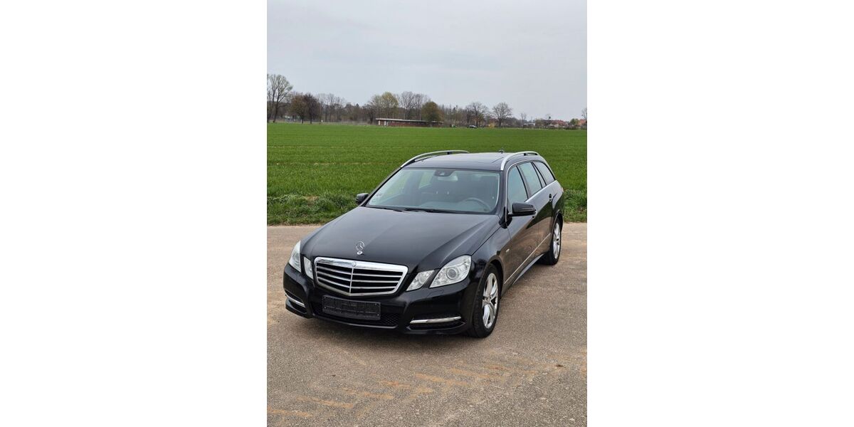 Mercedes-Benz E 350 345.685 km 5.300 &euro; Porta Westfalica 32457
