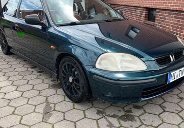 Honda Civic 55.500 km 3.690 &euro; Hille 32479