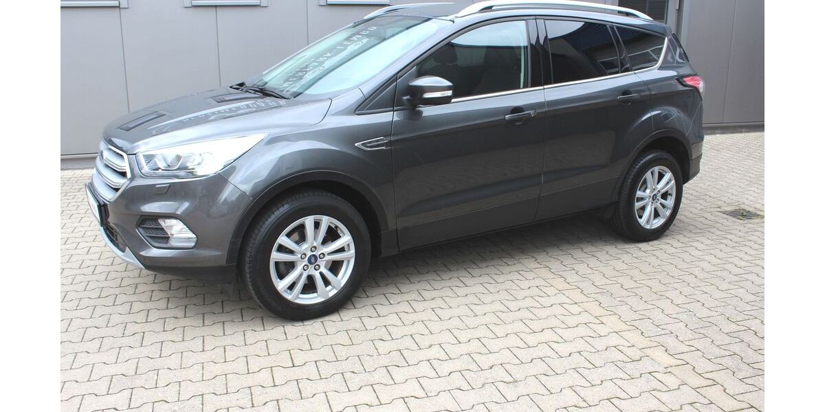 Ford Kuga 140.000 km 10.500 &euro; Bad Salzuflen 32107