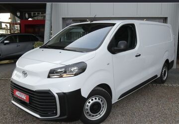 Toyota Proace (Verso) 4.500 km 25.900 &euro; Warmsen 31606