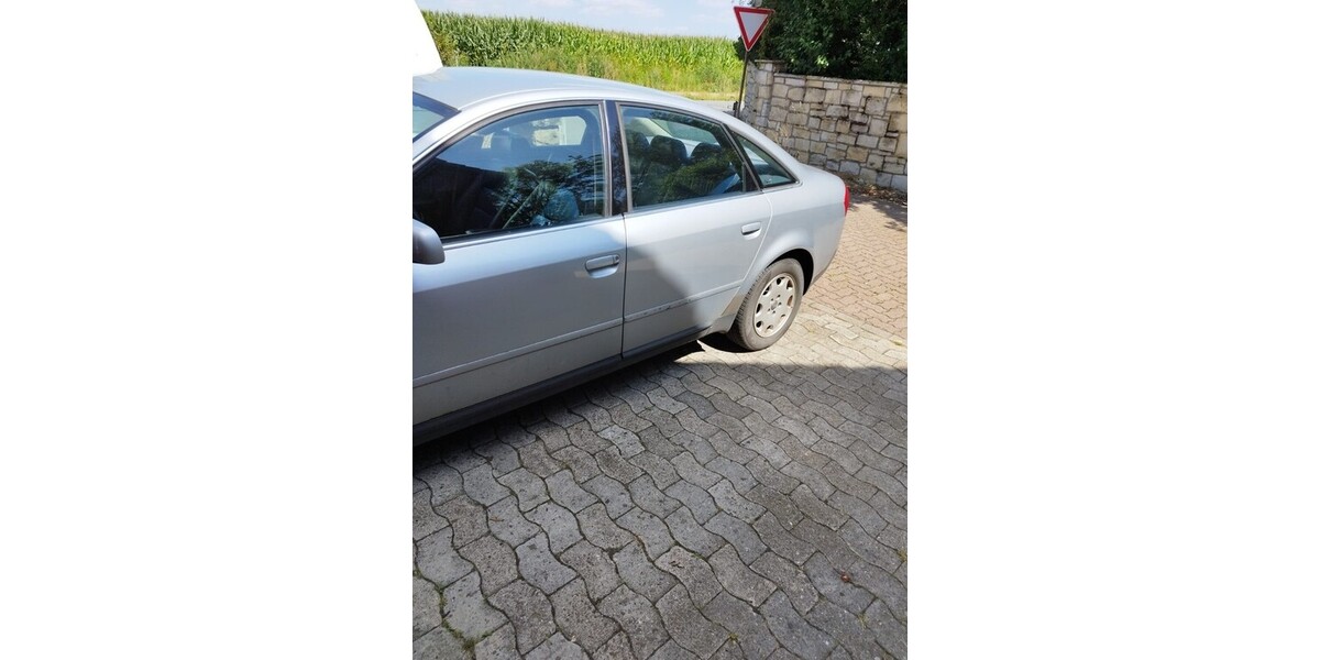Audi A6 233.000 km 1.500 &euro; Bückeburg 31675
