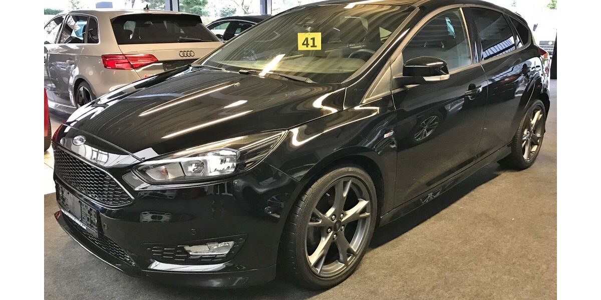 Ford Focus 47.000 km 12.990 &euro; Minden 32425