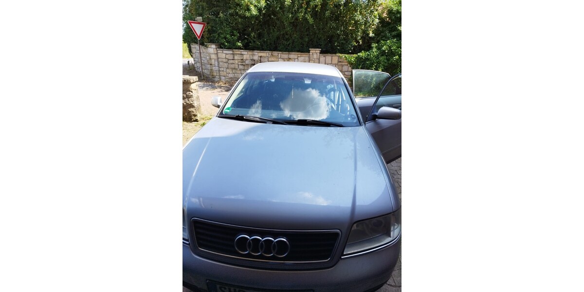 Audi A6 233.000 km 1.500 &euro; Bückeburg 31675