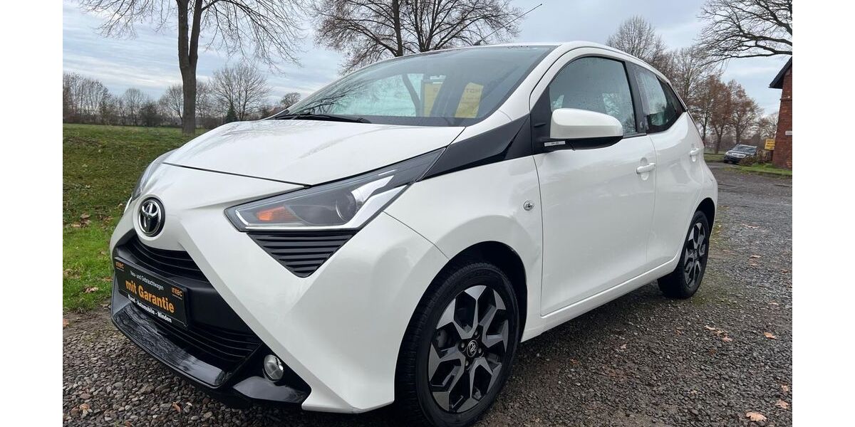 Toyota Aygo (X) 129.310 km 7.490 &euro; Minden 32425