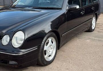 Mercedes-Benz E 320 104.000 km 14.500 &euro; Stolzenau 31592