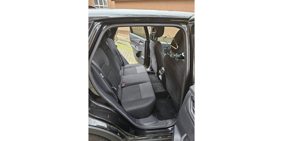 Nissan Qashqai 5.040 km 38.000 &euro; Löhne 32584