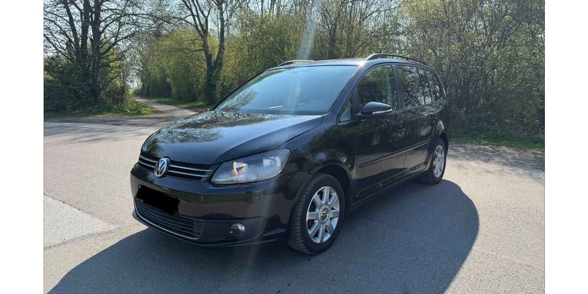 VW Touran 289.306 km 4.400 &euro; Rinteln 31737