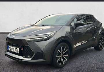 Toyota C-HR 12.124 km 46.900 &euro; Porta - Westfalica 32457