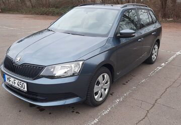 Skoda Fabia 60.000 km 9.800 &euro; Hiddenhausen 32120