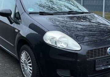 Fiat Grande Punto 155.000 km 750 &euro; Innenstadt (Minden) 32423
