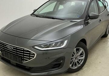 Ford Focus 11.590 km 24.450 &euro; Petershagen 32469