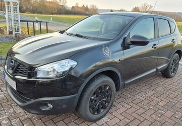 Nissan Qashqai 151.000 km 5.500 &euro; Porta Westfalica 32457