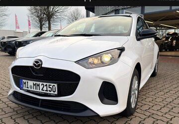 Mazda 2 Hybrid 3.667 km 21.490 &euro; Minden 32427