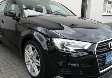 Audi A3 147.700 km 17.450 &euro; Löhne 32584