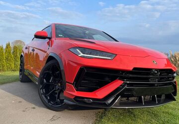 Lamborghini Urus 21.000 km 299.880 &euro; Hille 32479