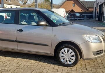 Skoda Fabia 111.665 km 3.550 &euro; Hiddenhausen 32120