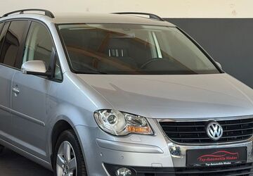 VW Touran 93.000 km 9.999 &euro; Minden 32429