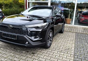 Toyota Corolla Cross 5.200 km 37.500 &euro; Stadthagen 31655