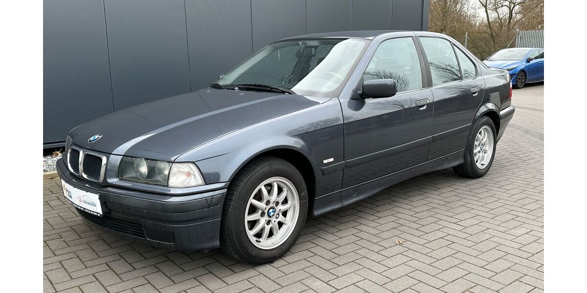 BMW 318 152.265 km 5.490 &euro; Bad Salzuflen 32105