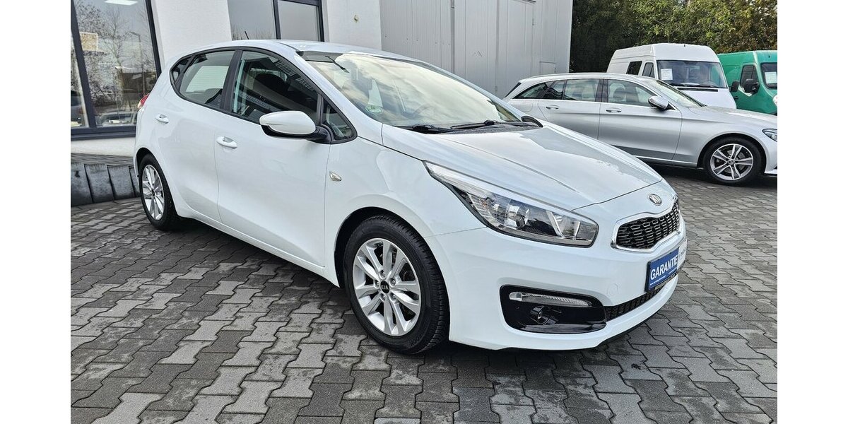 Kia cee´d 1.6 CRDI Edition 7 AHK KLIMA AUS 2.HAND 128.056 km 8.990 &euro; Löhne 32584