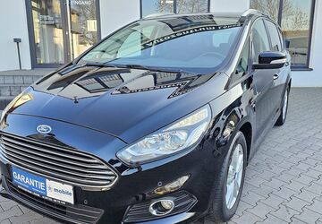 Ford S-Max 103.880 km 16.990 &euro; Löhne 32584