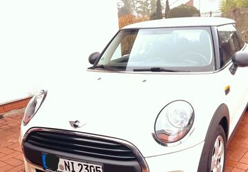 Mini ONE 57.900 km 9.350 &euro; Rahden 32369
