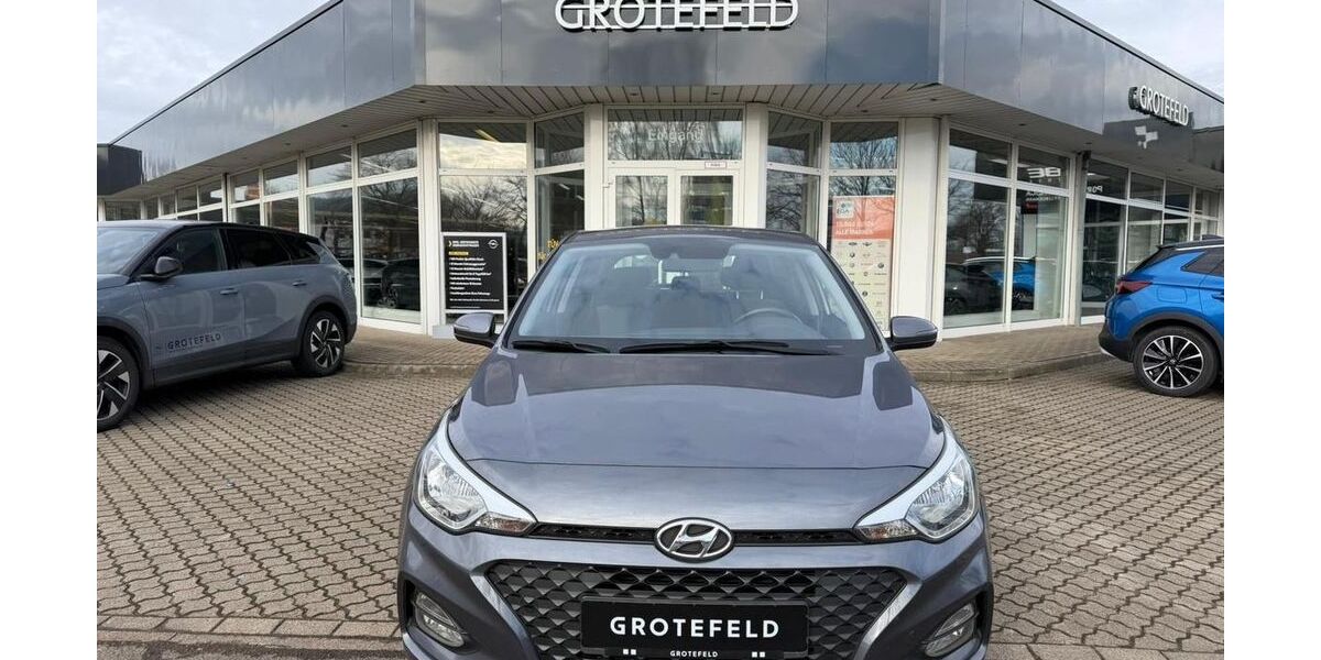 Hyundai i20 104.790 km 9.990 &euro; Porta Westfalica 32457