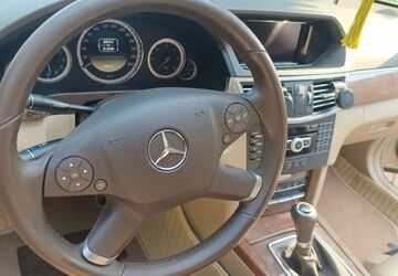 Mercedes-Benz E 200 225.000 km 13.500 &euro; Lohne 32584