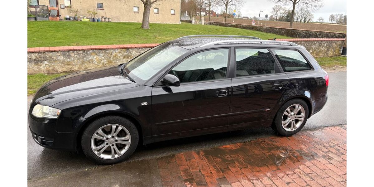 Audi A4 335.500 km 2.250 &euro; Rödinghausen 32289