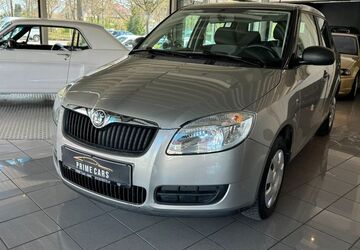 Skoda Fabia 143.280 km 3.699 &euro; Löhne 32584