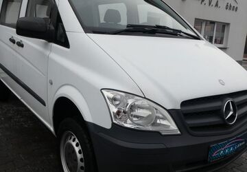Mercedes-Benz Vito 195.300 km 11.450 &euro; Löhne 32584