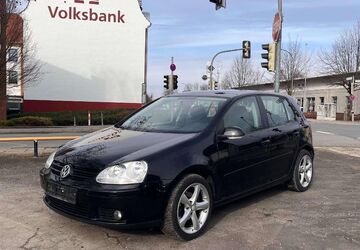 VW Golf 150.300 km 3.990 &euro; Herford 32049