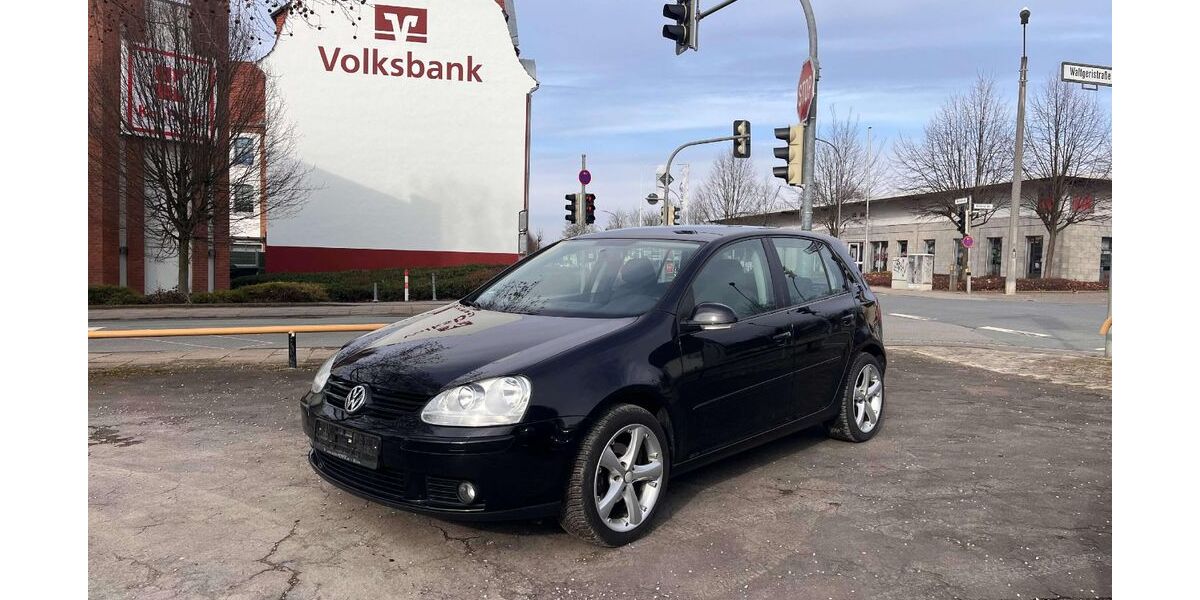 VW Golf 150.300 km 3.990 &euro; Herford 32049