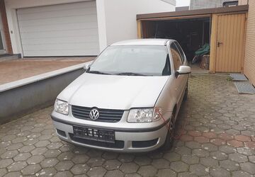 VW Polo 268.355 km 520 &euro; Herford 32052