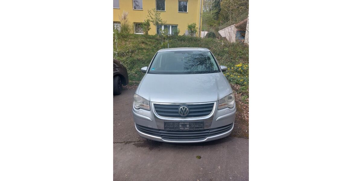 VW Touran 346.000 km 2.000 &euro; Herford 32049