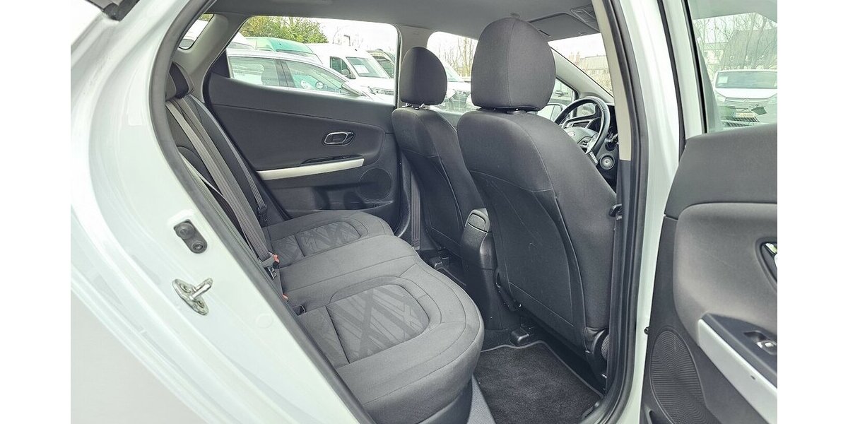 Kia cee´d 1.6 CRDI Edition 7 AHK KLIMA AUS 2.HAND 128.056 km 8.990 &euro; Löhne 32584