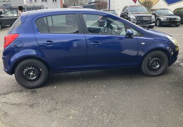 Opel Corsa 79.000 km 3.000 &euro; Herford 32052