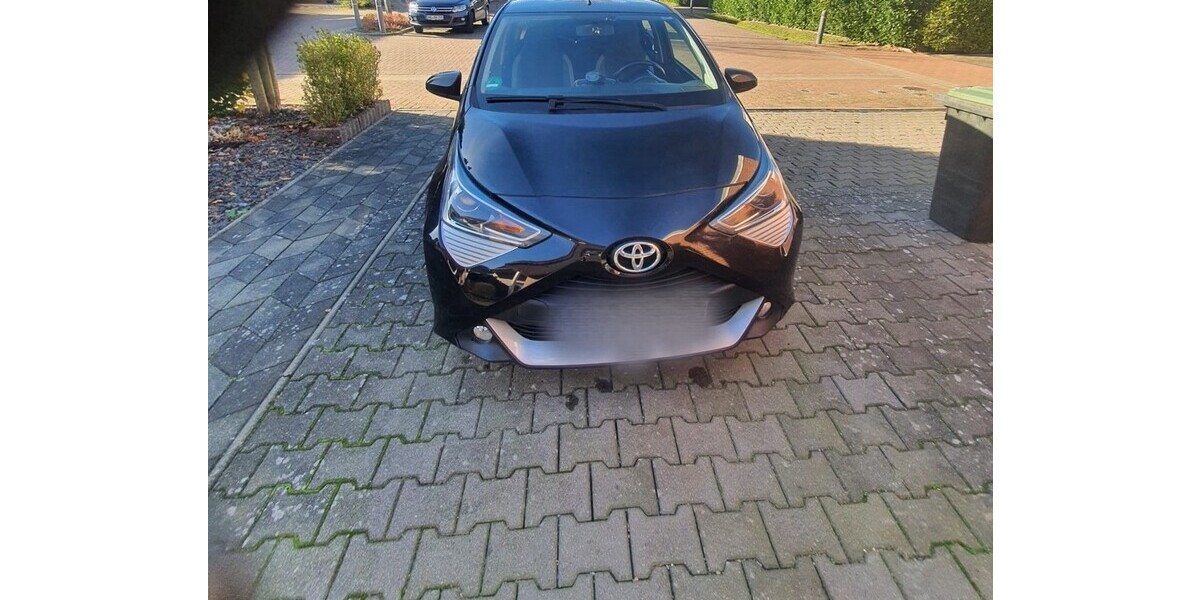 Toyota Aygo 49.600 km 9.950 &euro; Stadthagen 31655