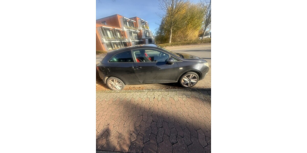 Seat Ibiza 166.940 km 5.200 &euro; Bad Oeynhausen 32545