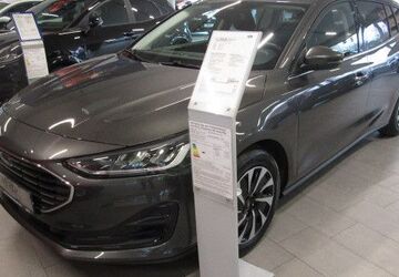Ford Focus 4.819 km 28.990 &euro; Bad Oeynhausen 32547