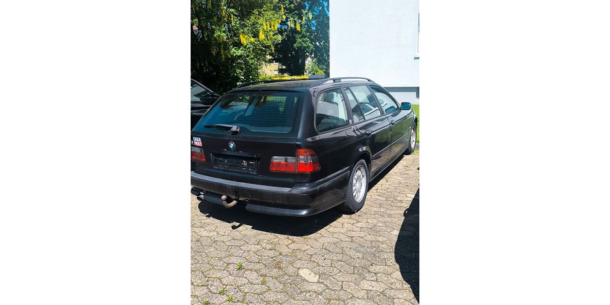 BMW 520 186.000 km 1.800 &euro; Minden 32429